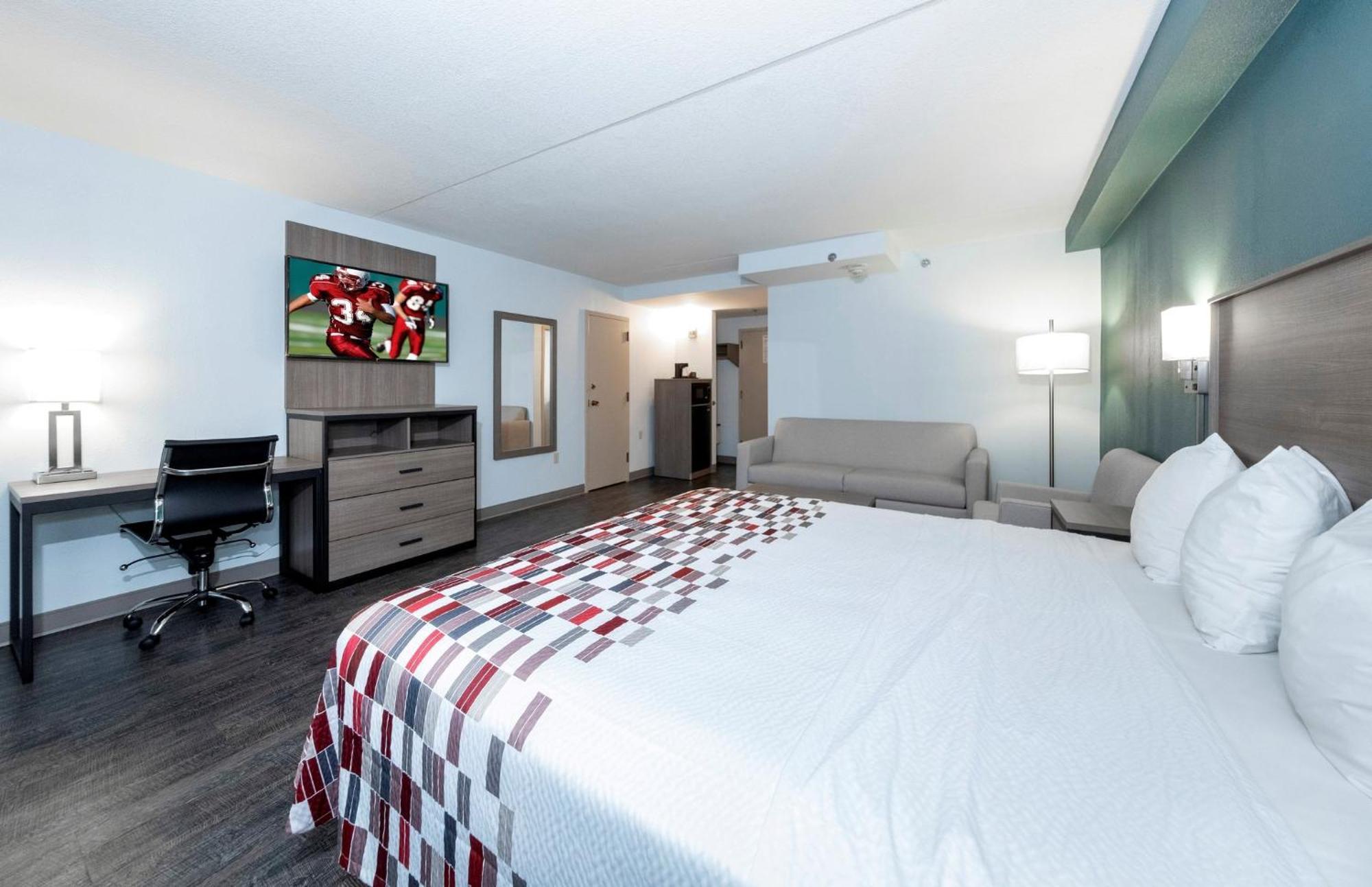 Red Roof Inn & Suites Wilmington - New Castle Extérieur photo