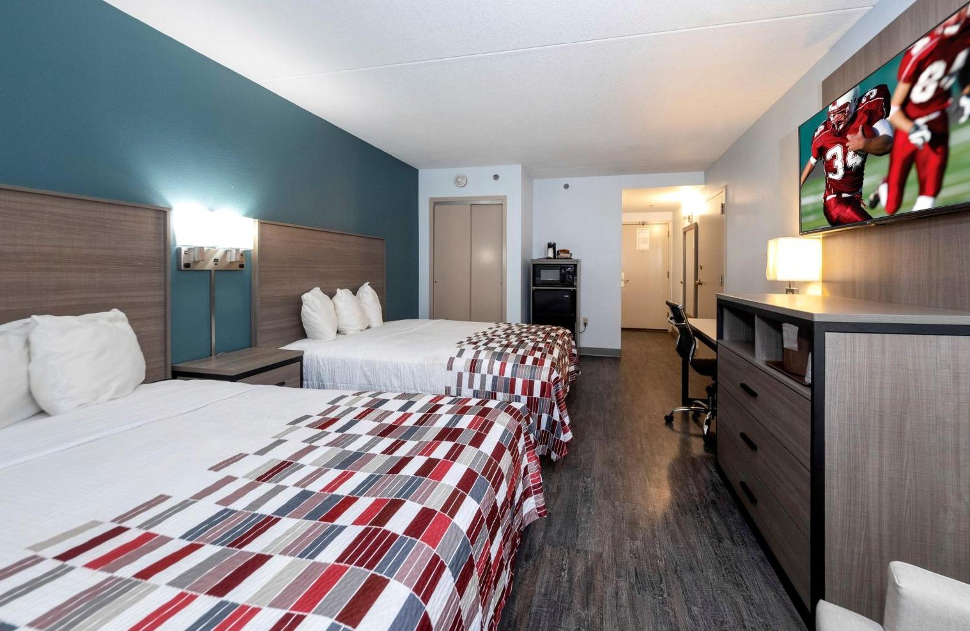 Red Roof Inn & Suites Wilmington - New Castle Extérieur photo